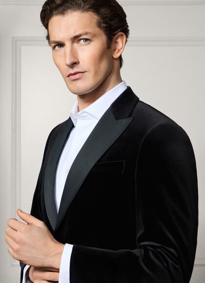 Peak Lapel Velvet Jacket