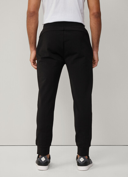 Essential Sweat Jogger